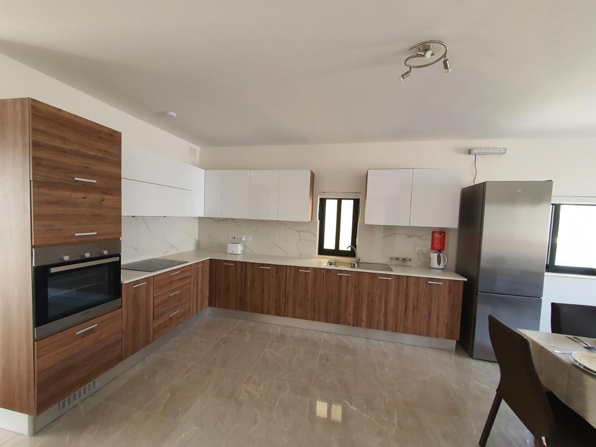 Pretty 2 Bedroom Apartment With Shared Pool เซนต์พอลส์เบย์ ภายนอก รูปภาพ